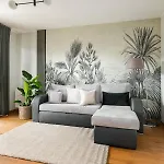 Daire Ts New Town Comfy & Roomy *