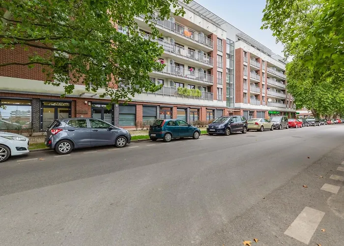 Apartment Ts New Town Comfy & Roomy *